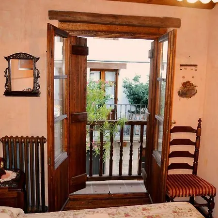 Casa Rural Pedro - Artieda, Pirineo *